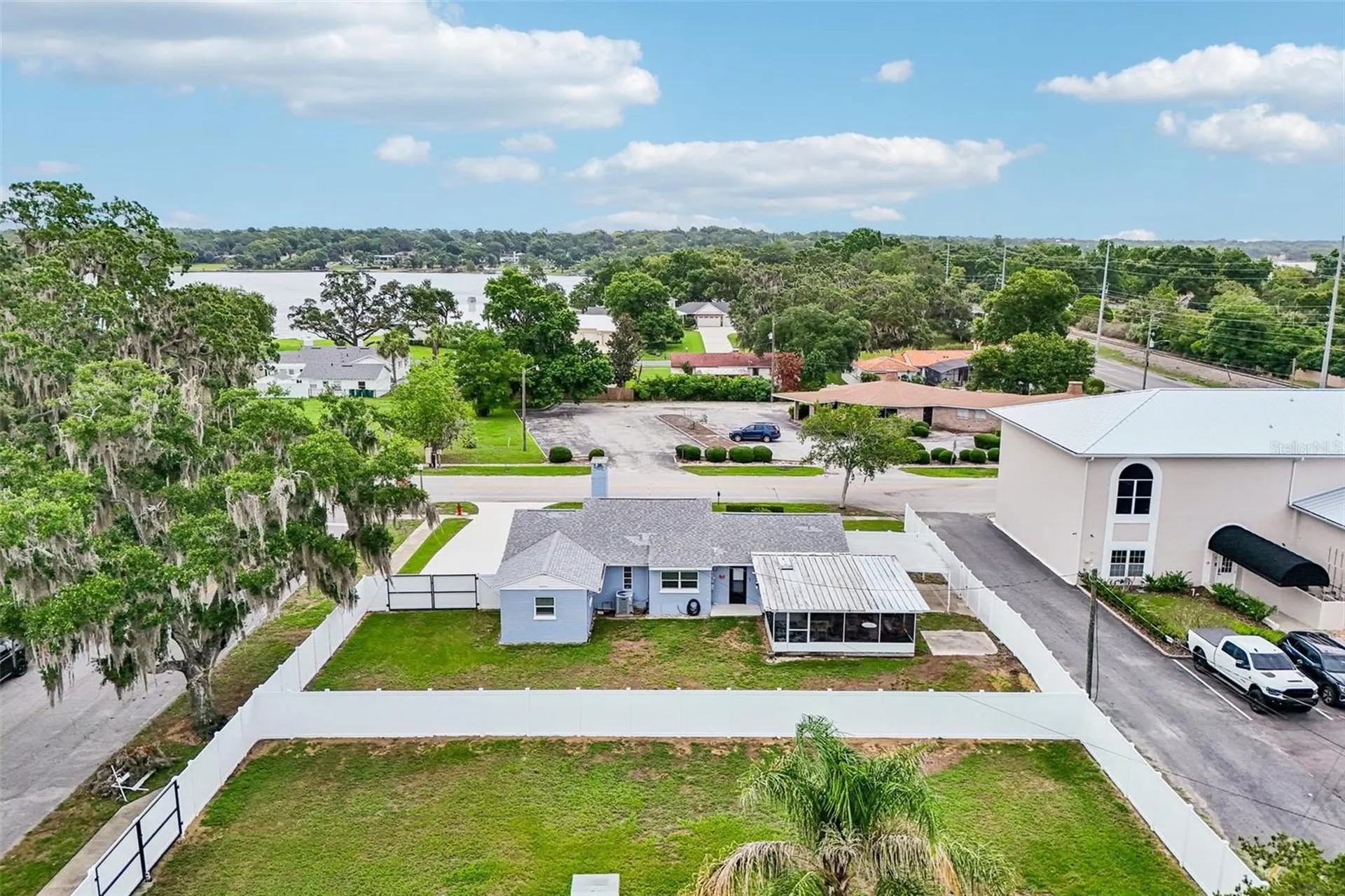 1211 Morningside Drive Mount Dora FL 32757