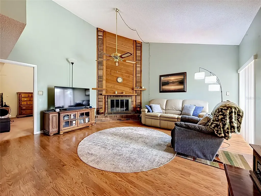 2115 Kings Crossing SW Winter Haven FL 33880