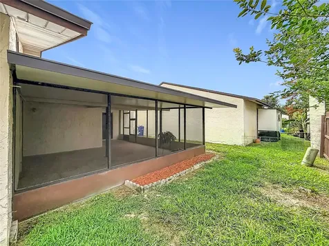 2115 Kings Crossing SW Winter Haven FL 33880