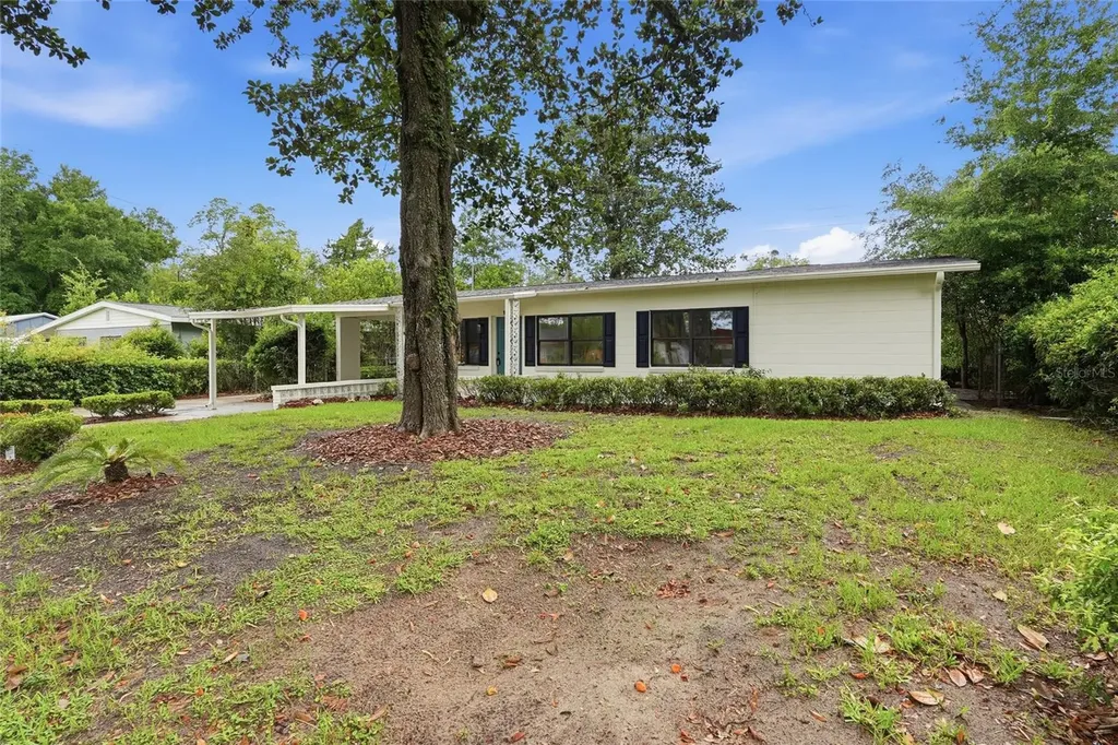 910 NE 24th Street Gainesville FL 32641