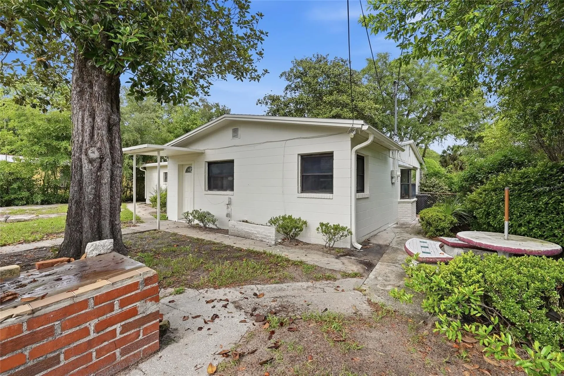 910 NE 24th Street Gainesville FL 32641