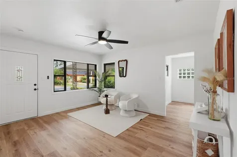 910 NE 24th Street Gainesville FL 32641