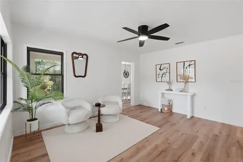 910 NE 24th Street Gainesville FL 32641