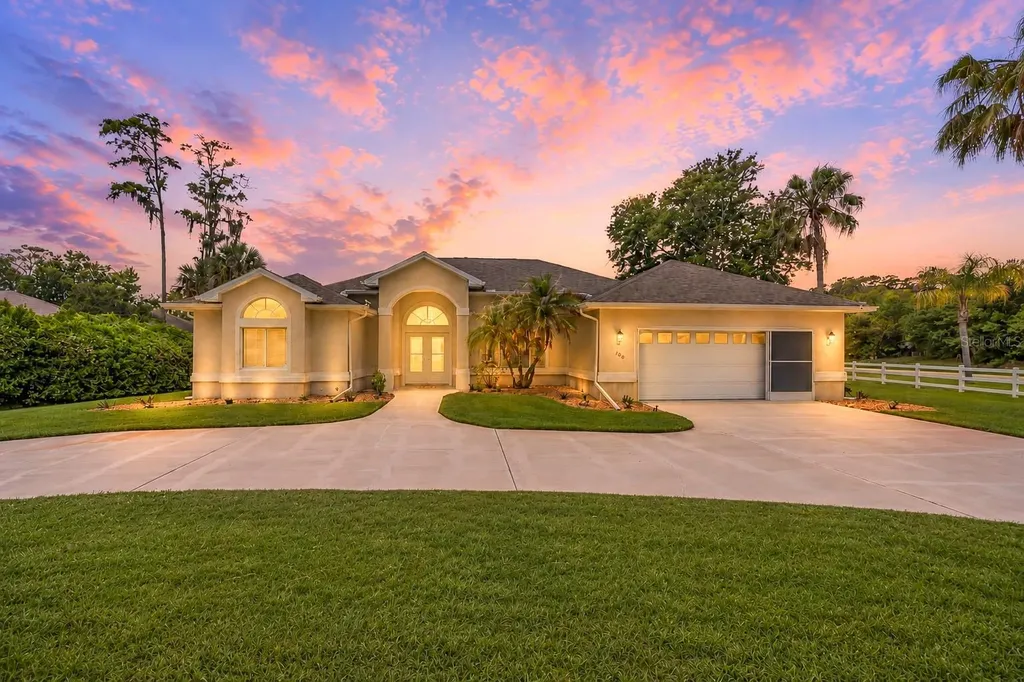 100 Paradise Valley Court Daytona Beach FL 32114