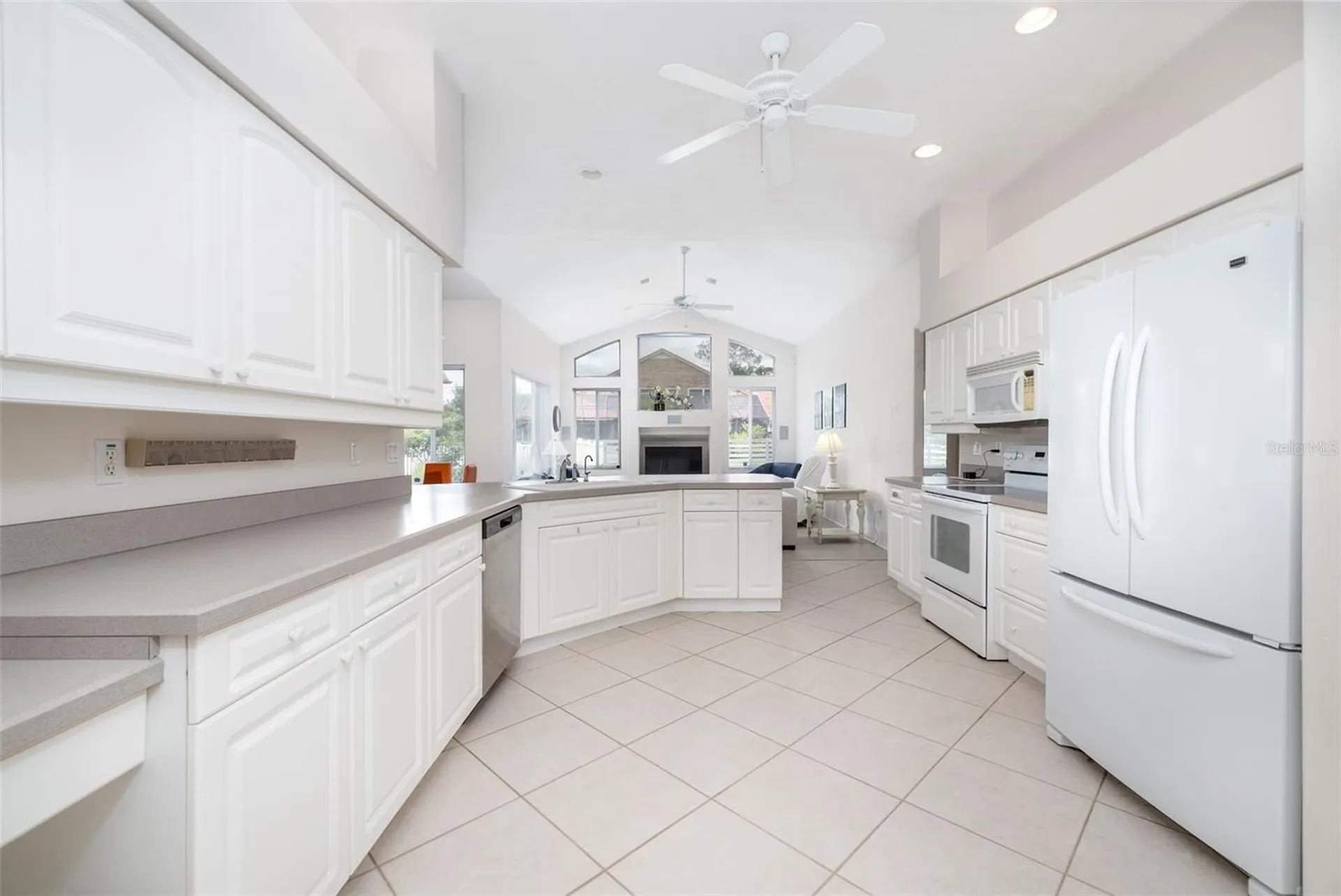 100 Paradise Valley Court Daytona Beach FL 32114