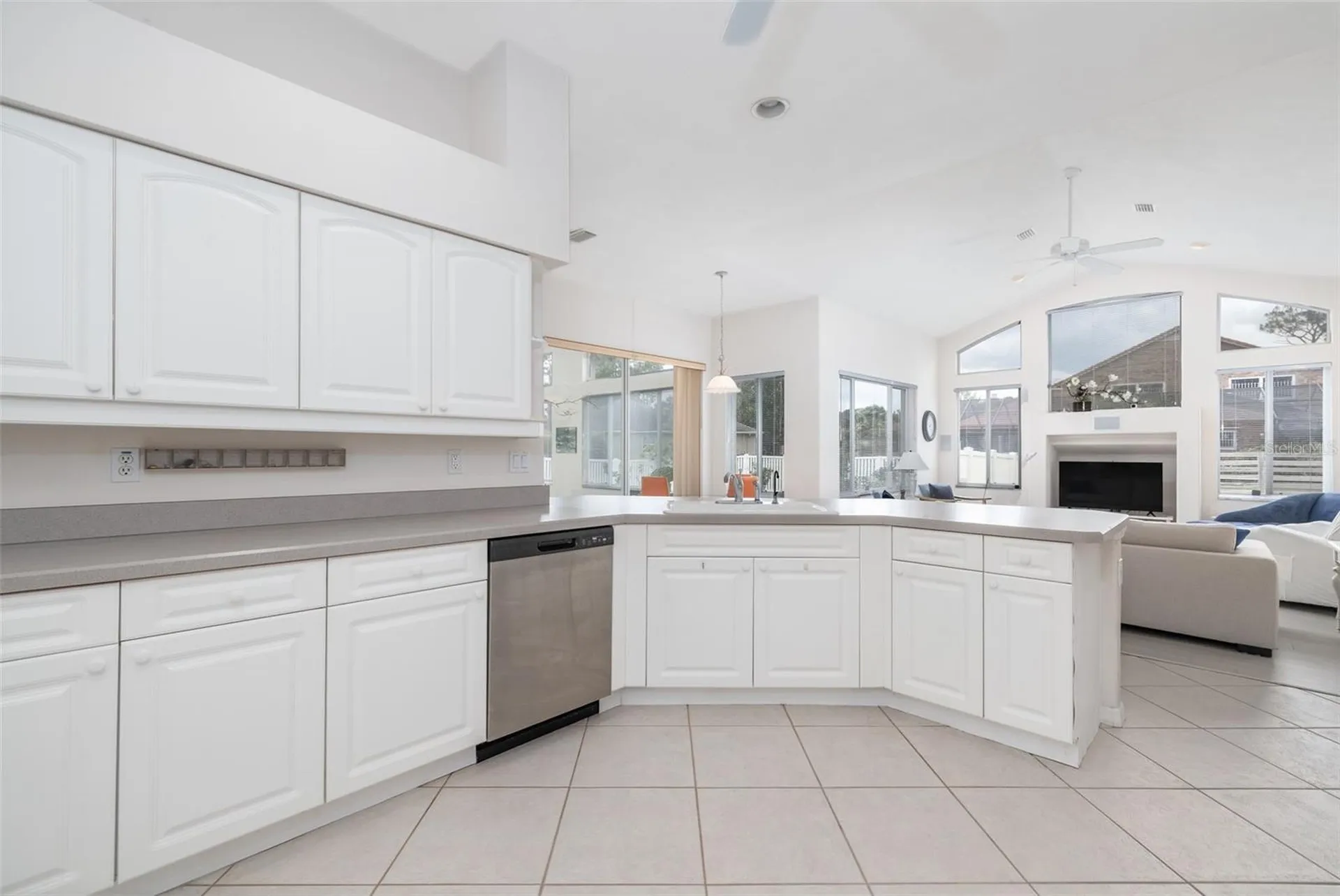 100 Paradise Valley Court Daytona Beach FL 32114