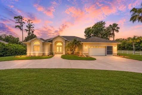 100 Paradise Valley Court Daytona Beach FL 32114