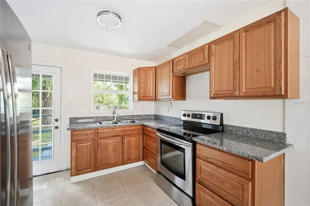 6209 N 43rd Street Tampa FL 33610