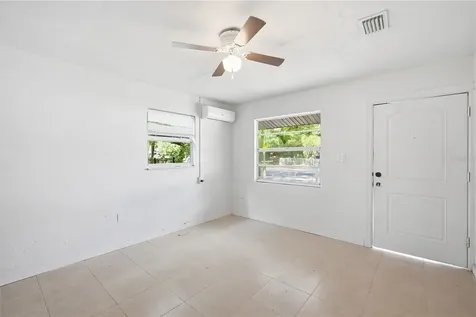 6209 N 43rd Street Tampa FL 33610