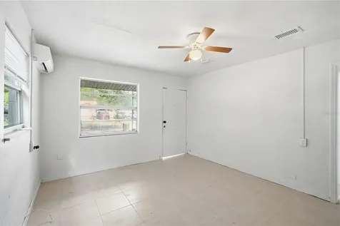 6209 N 43rd Street Tampa FL 33610