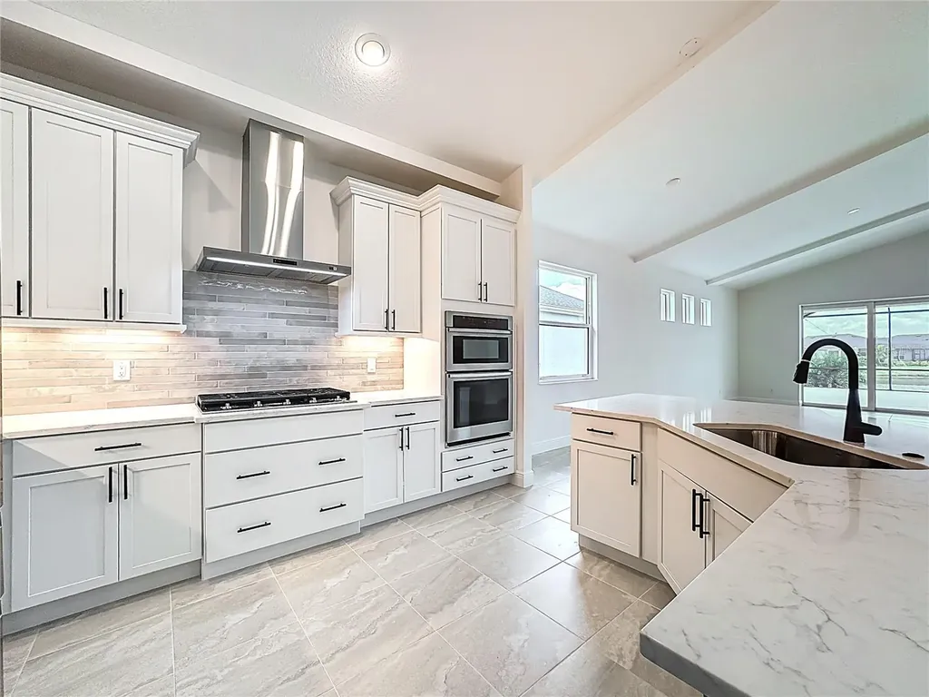 4214 Sea Marsh Place Parrish FL 34219