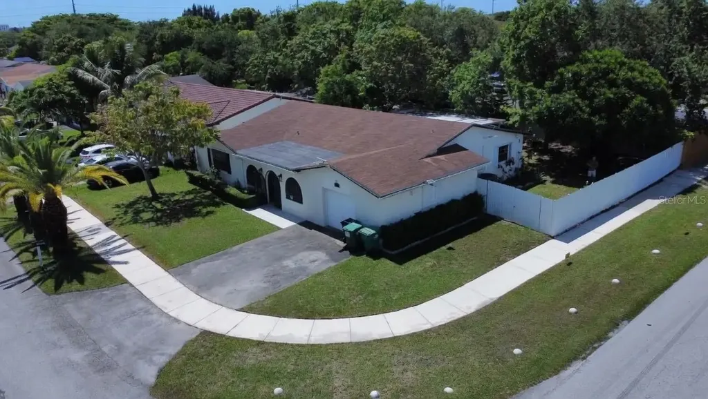 10774 SW 175th Terrace Miami FL 33157