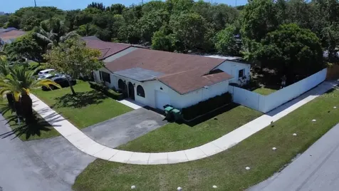 10774 SW 175th Terrace Miami FL 33157
