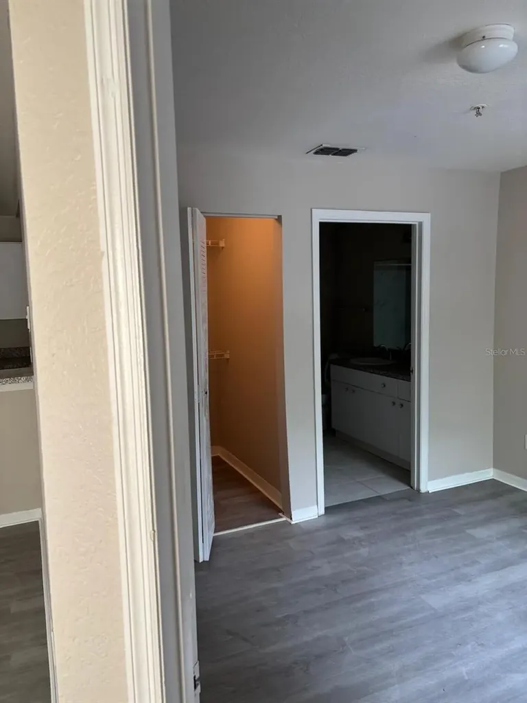 6336 Raleigh Street Orlando FL 32835