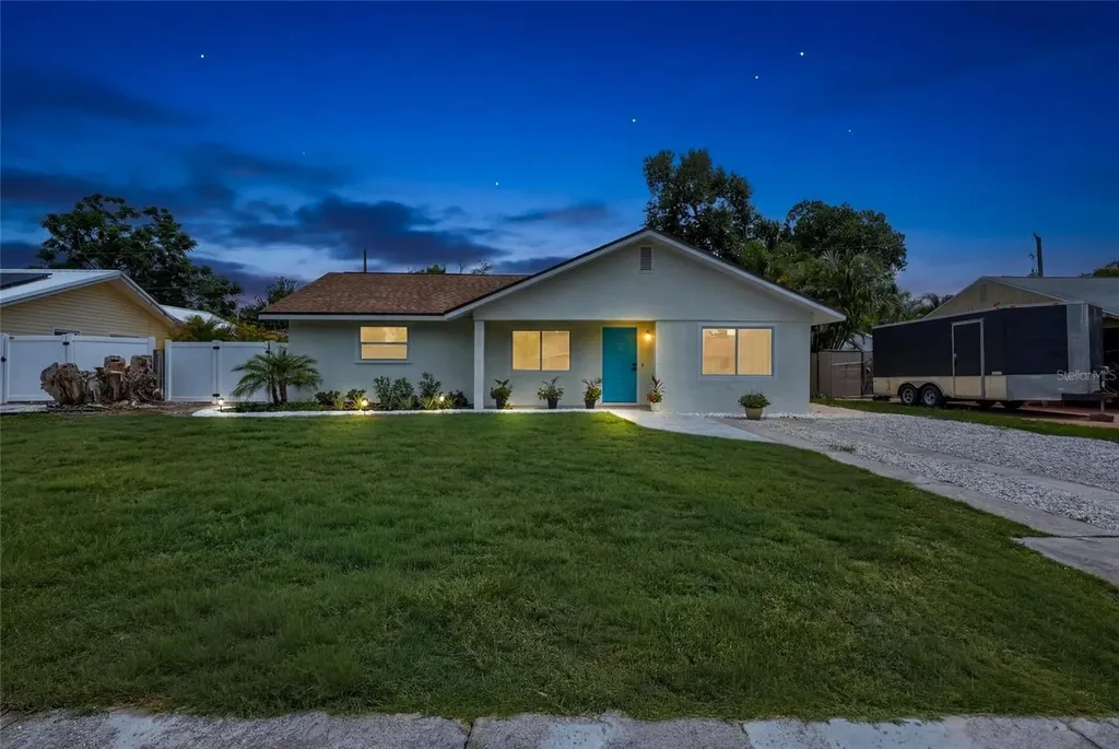 2647 Sydelle Street Sarasota FL 34237