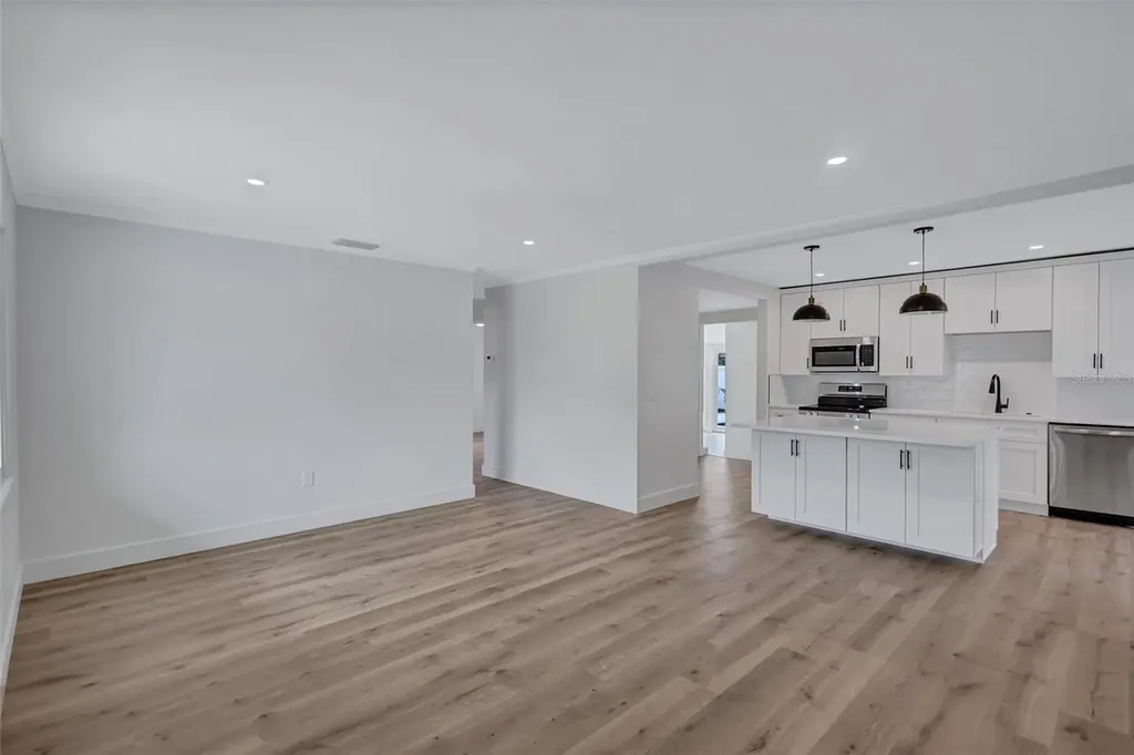 2647 Sydelle Street Sarasota FL 34237
