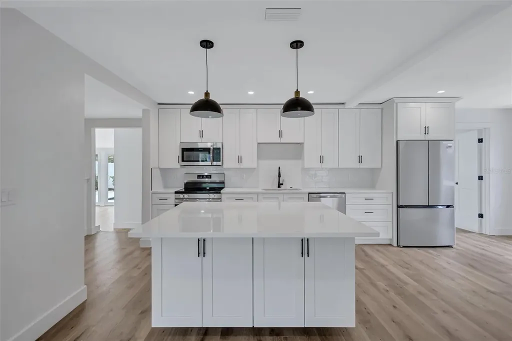 2647 Sydelle Street Sarasota FL 34237