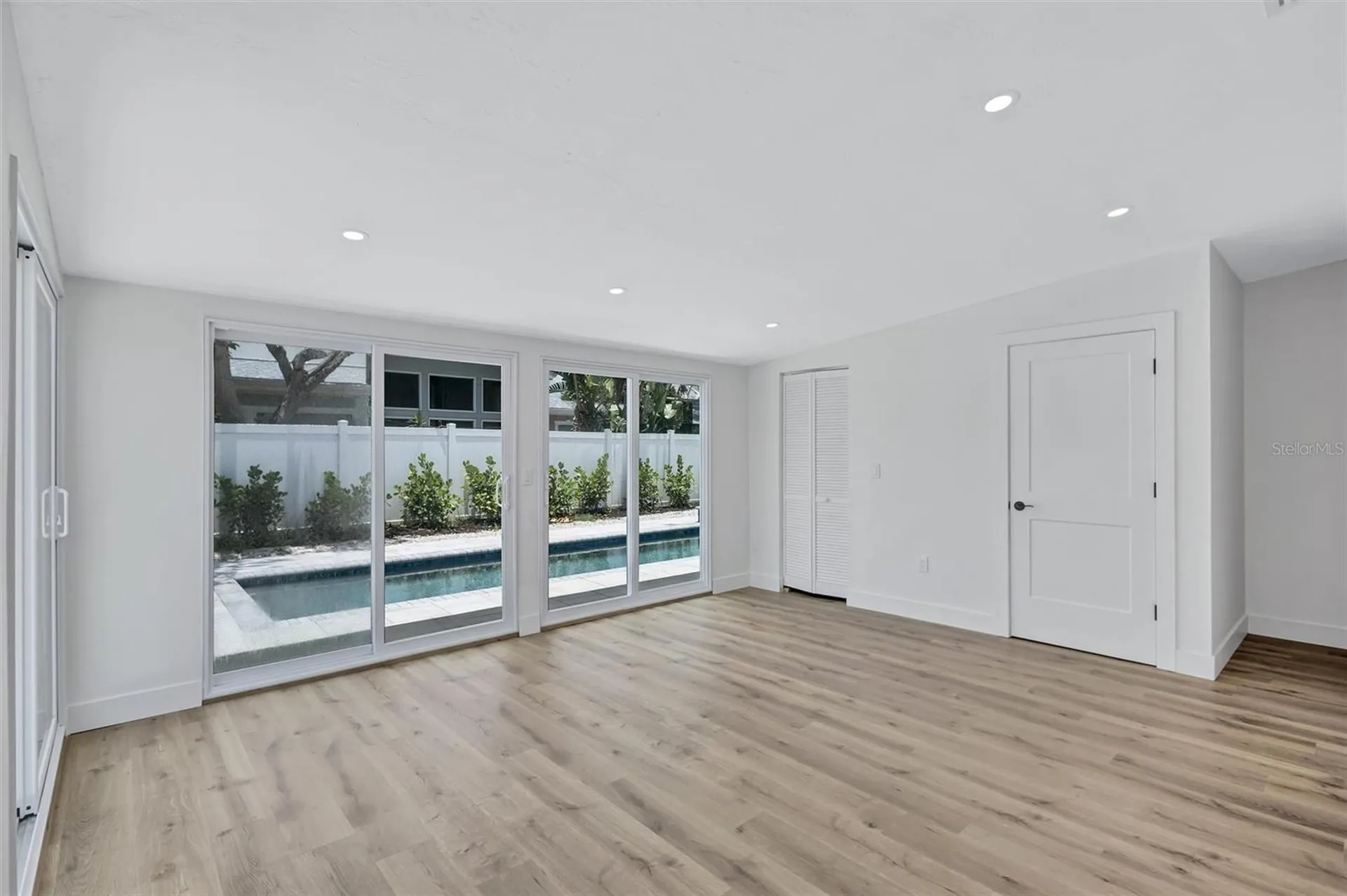 2647 Sydelle Street Sarasota FL 34237