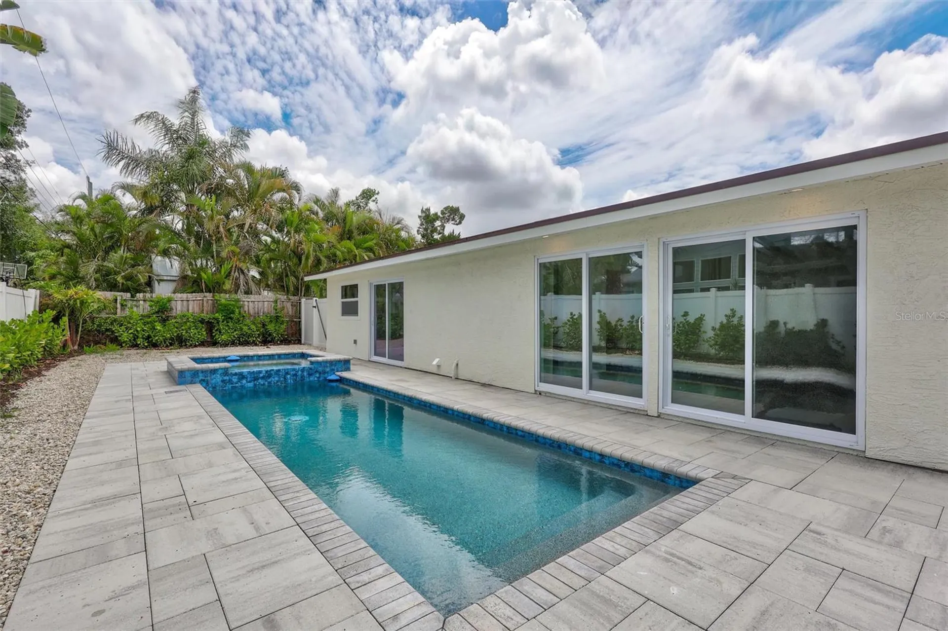 2647 Sydelle Street Sarasota FL 34237
