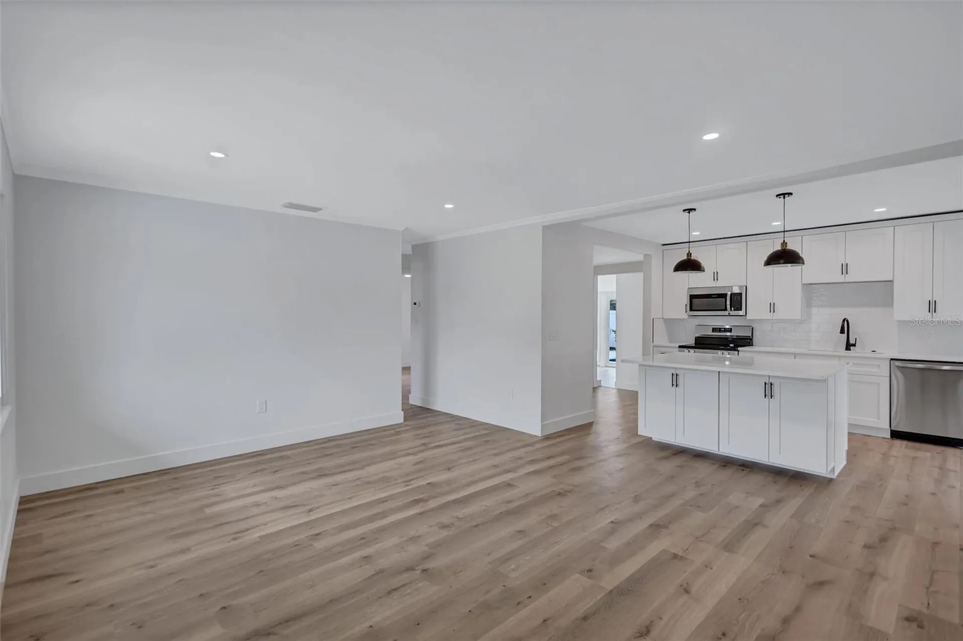 2647 Sydelle Street Sarasota FL 34237