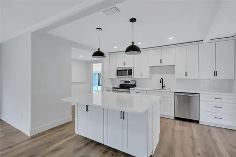 2647 Sydelle Street Sarasota FL 34237