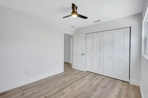 2647 Sydelle Street Sarasota FL 34237