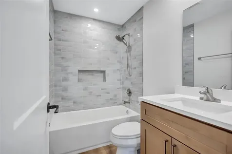 2647 Sydelle Street Sarasota FL 34237