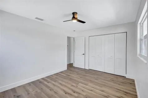 2647 Sydelle Street Sarasota FL 34237