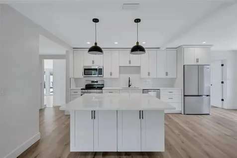 2647 Sydelle Street Sarasota FL 34237