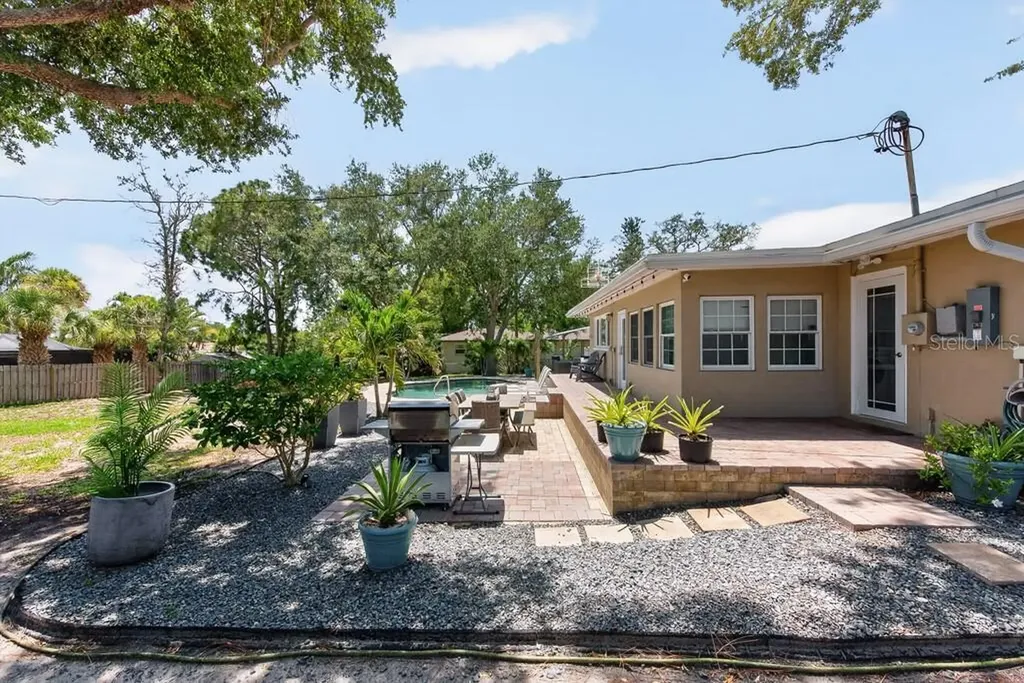 14728 Bay Drive Largo FL 33774