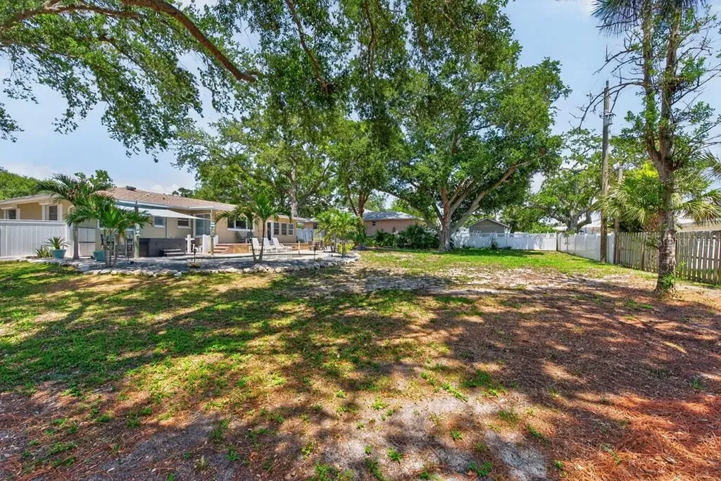 14728 Bay Drive Largo FL 33774