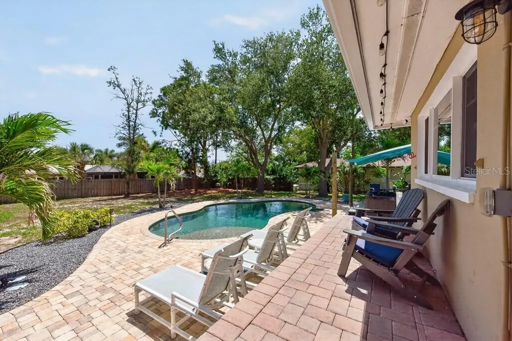 14728 Bay Drive Largo FL 33774