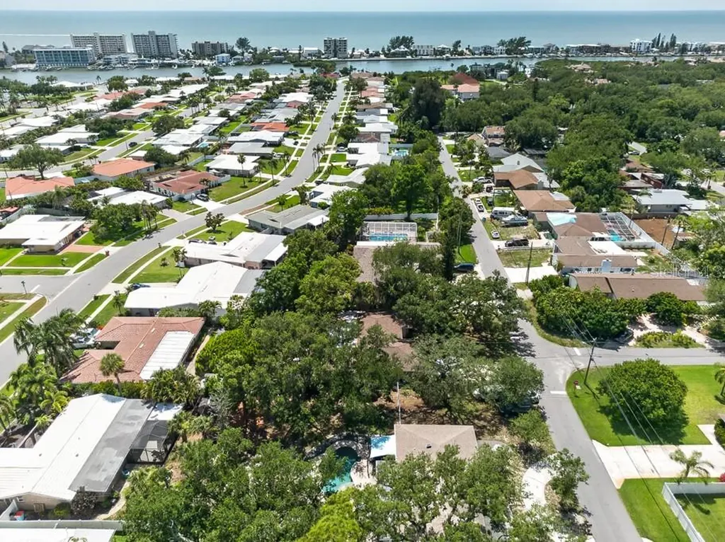14728 Bay Drive Largo FL 33774