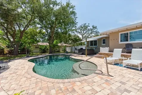 14728 Bay Drive Largo FL 33774