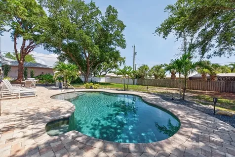 14728 Bay Drive Largo FL 33774