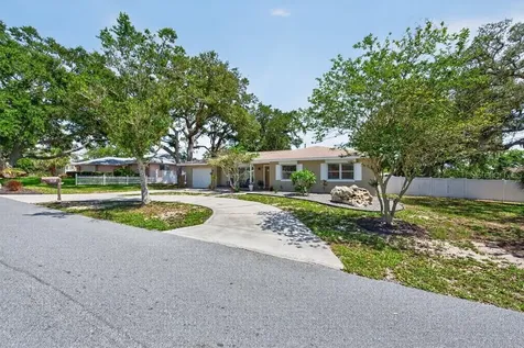 14728 Bay Drive Largo FL 33774