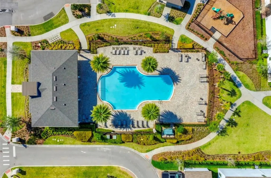 2247 White Feather Loop Oakland FL 34787