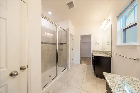 2247 White Feather Loop Oakland FL 34760