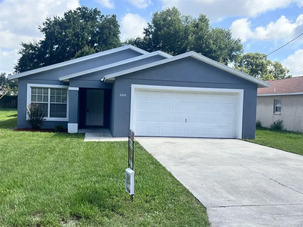 2005 N Lake Eloise Drive Winter Haven FL 33884
