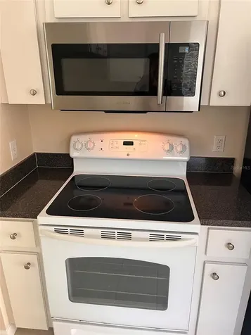 2005 N Lake Eloise Drive Winter Haven FL 33884