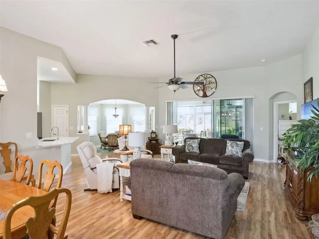 5524 Squires Drive Leesburg FL 34748
