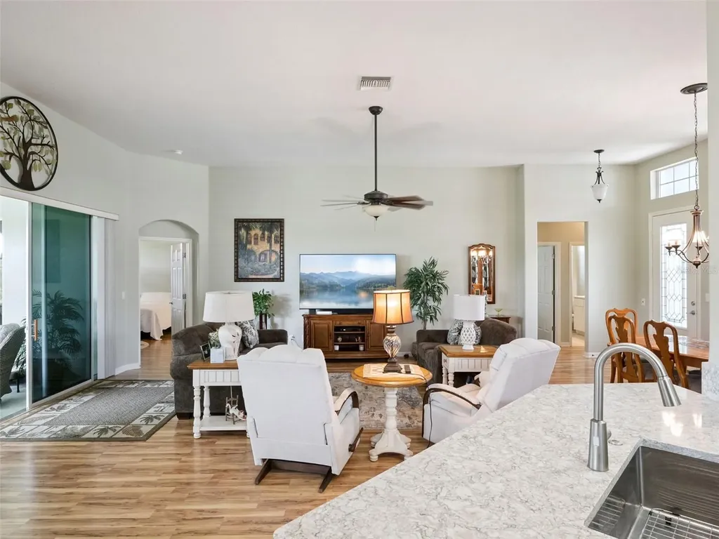 5524 Squires Drive Leesburg FL 34748