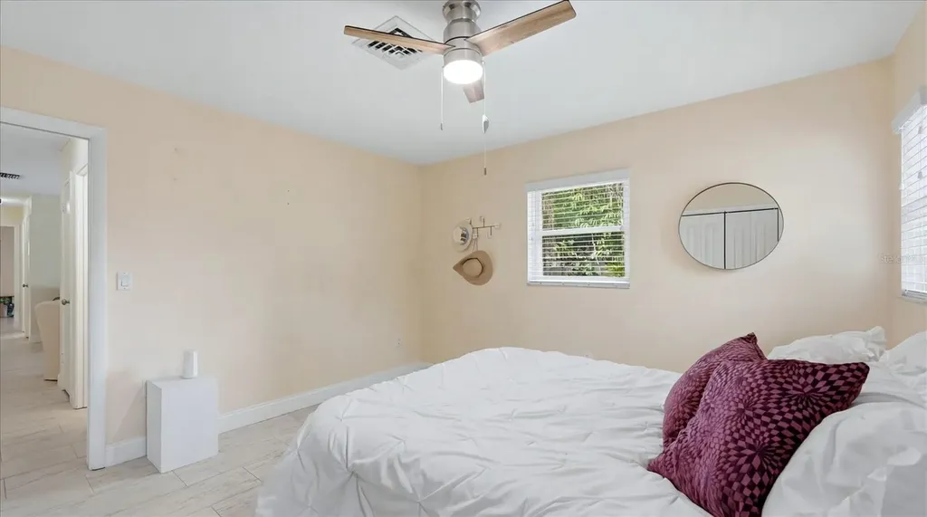 6233 Rockefeller Avenue Sarasota FL 34231
