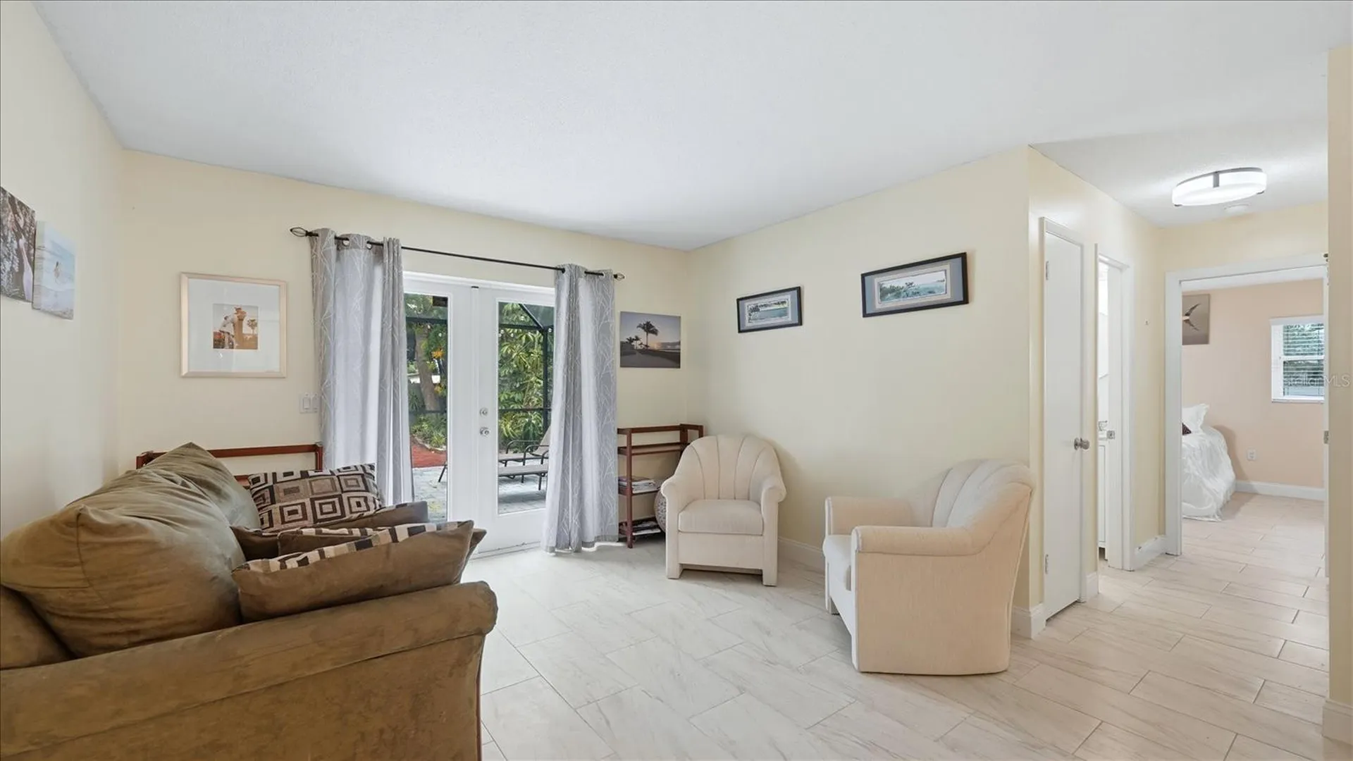 6233 Rockefeller Avenue Sarasota FL 34231