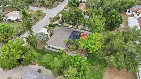 6233 Rockefeller Avenue Sarasota FL 34231