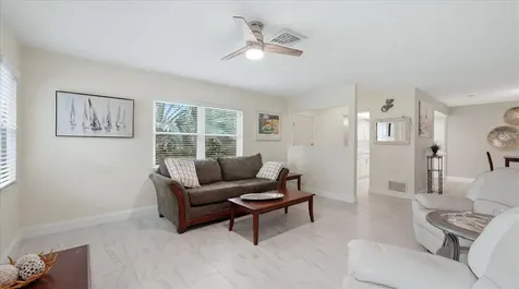 6233 Rockefeller Avenue Sarasota FL 34231