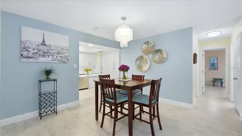 6233 Rockefeller Avenue Sarasota FL 34231