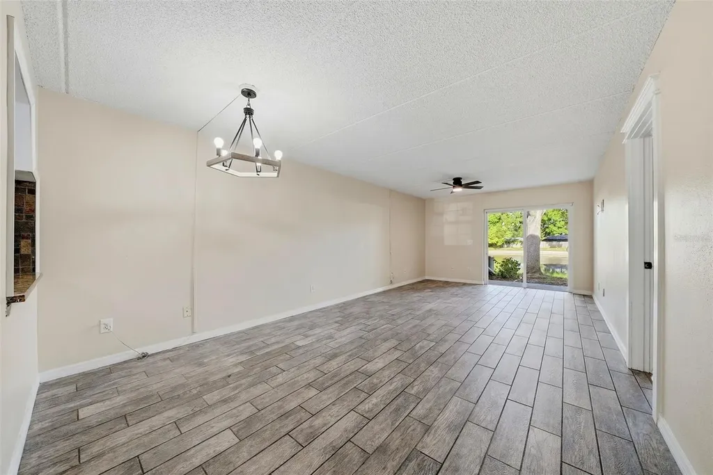 3821 N Oak Drive Tampa FL 33611