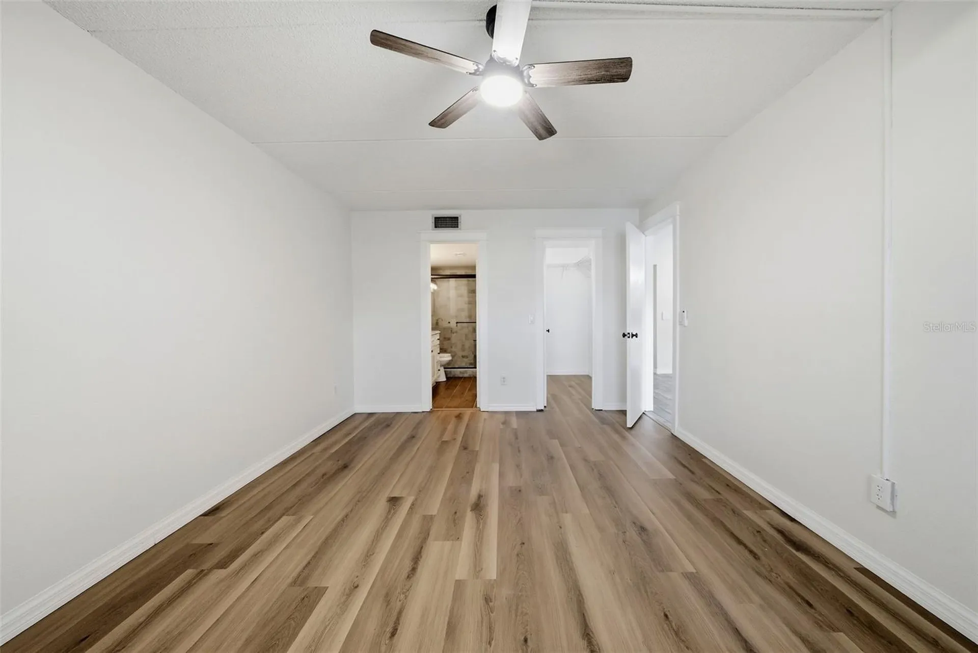 3821 N Oak Drive Tampa FL 33611