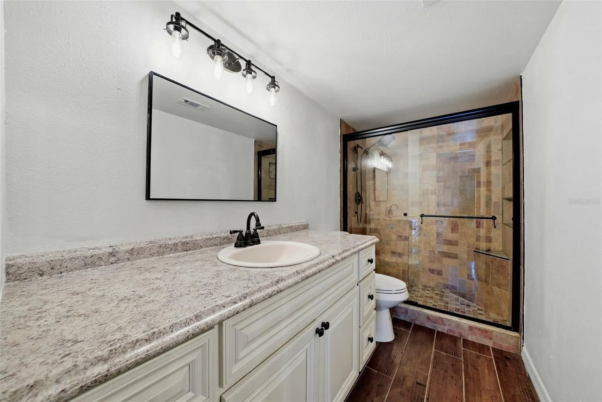 3821 N Oak Drive Tampa FL 33611